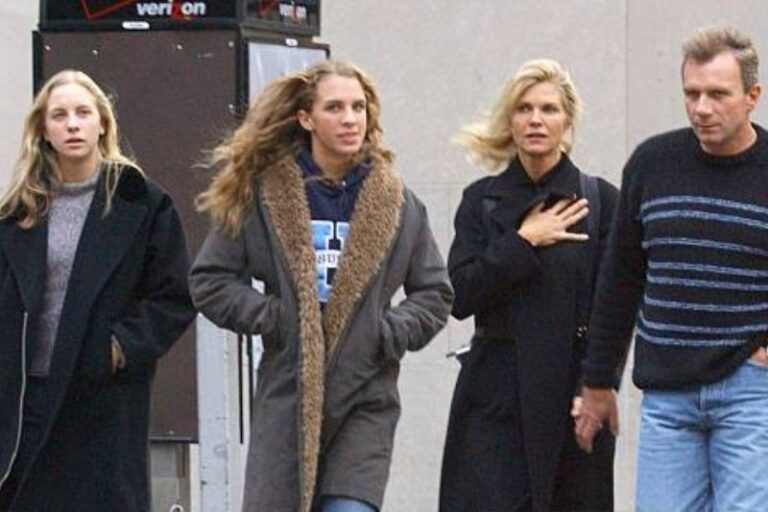 Alexandra Montana and family